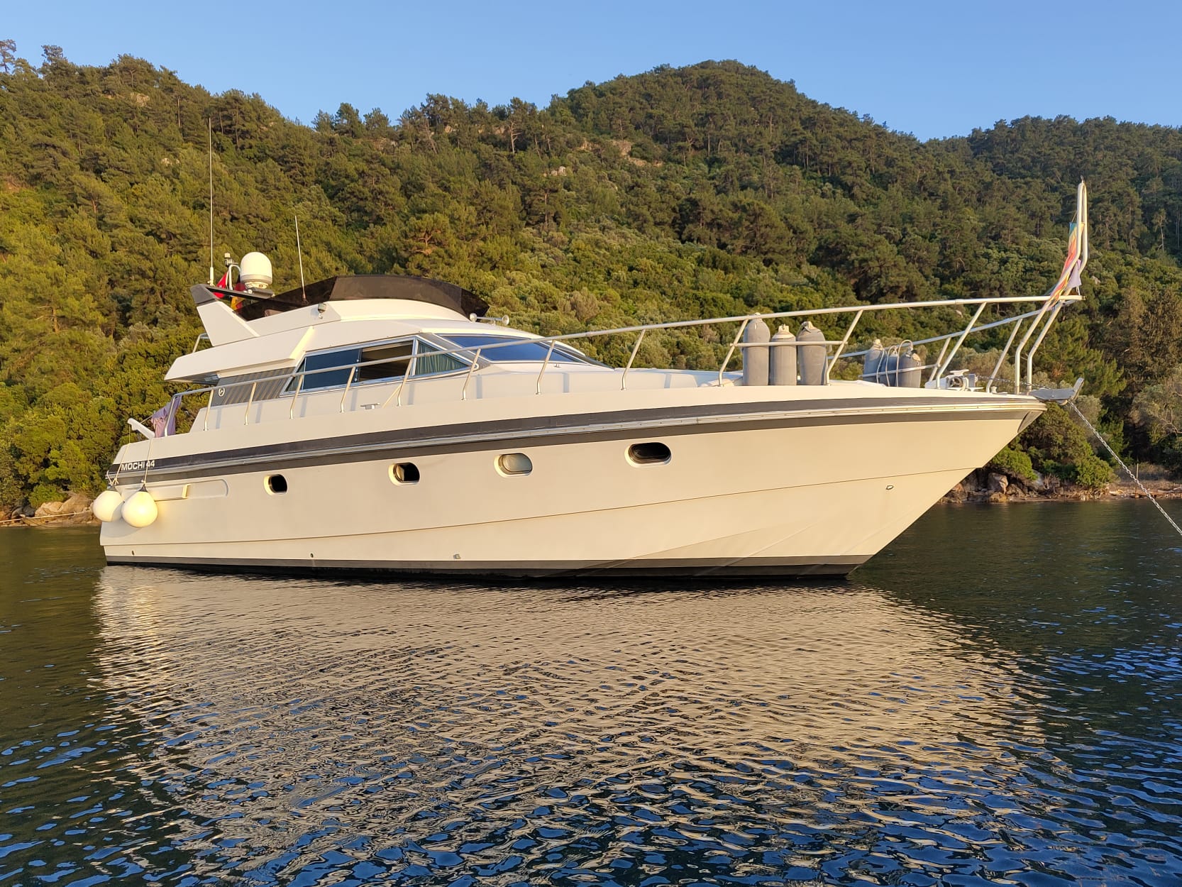 MA8540  Mochi Craft 44 Fly