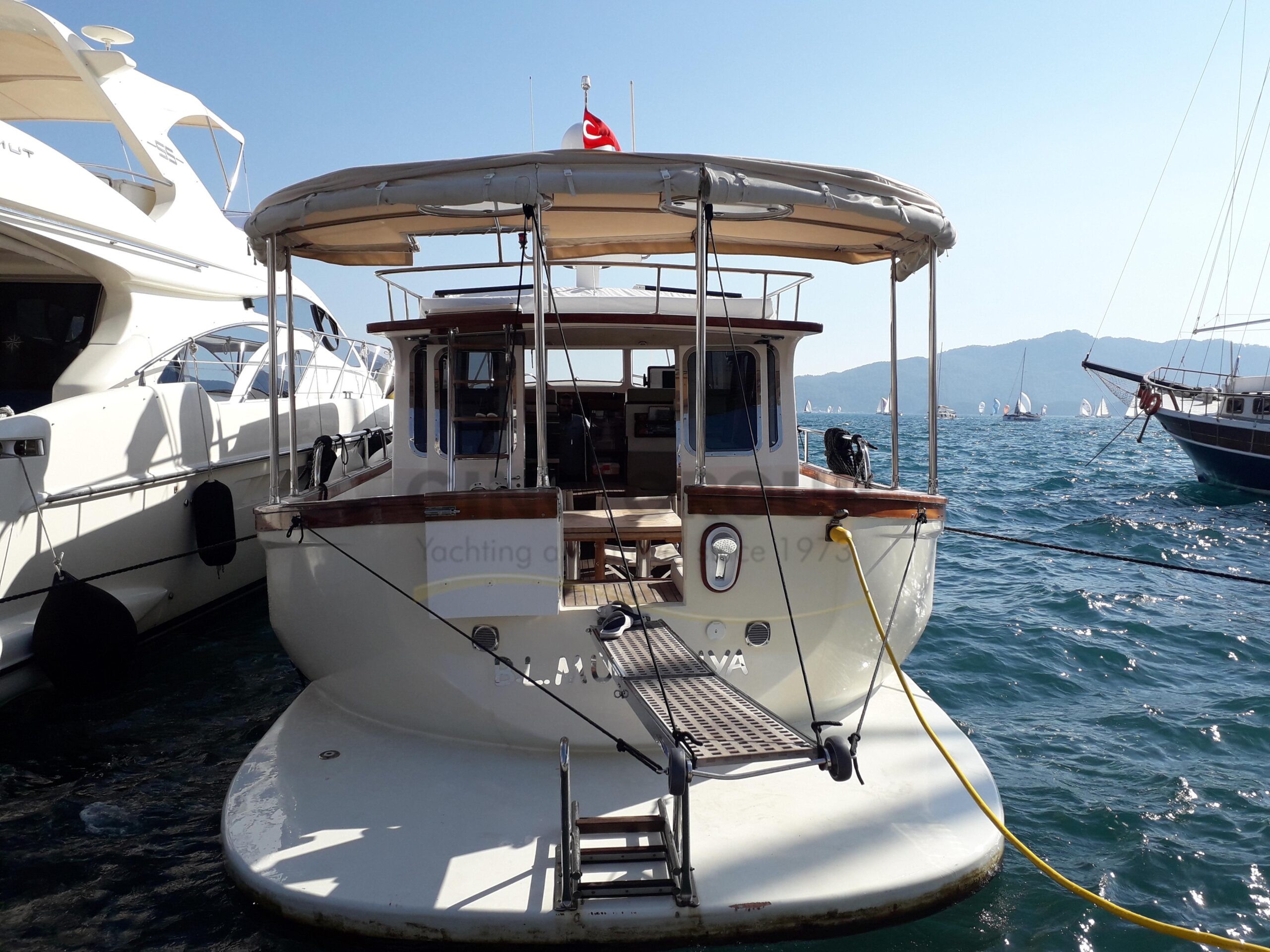 MB9421 Custom Built Trawler 49